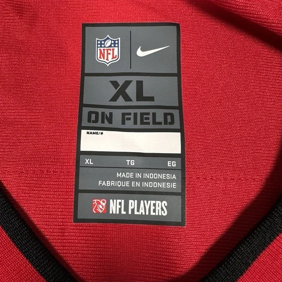 Tom Brady Jersey Mens XL Tampa Bay Buccaneers NFL Red Nike On Field Polyester - Picture 2 of 10